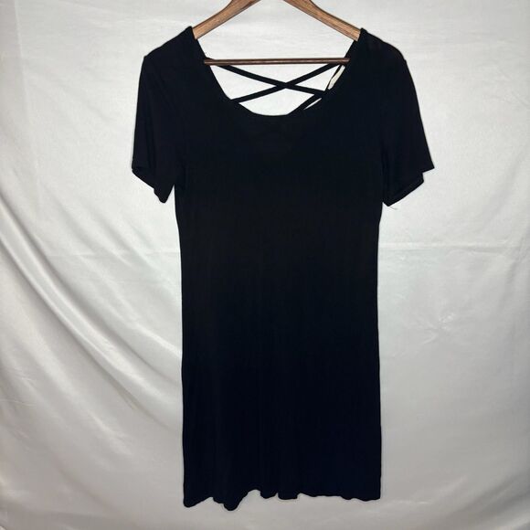Olivia Rae Dresses & Skirts - Olivia Rae Women's Black Swing Dress Scoop Neck Cross Back Size M